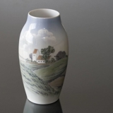 Vase med landskab med landsbykirke, Bing & Grøndahl nr. 8792-243