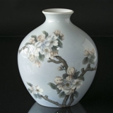 Vase mit Blumen, Bing & Gröndahl Nr. 8810-507
