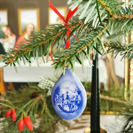 2002 Bing & Grondahl X-mas Ornament, Christmas Drop