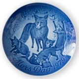 Fox with Cubs 1979, Bing & Grondahl Mother's Day plate