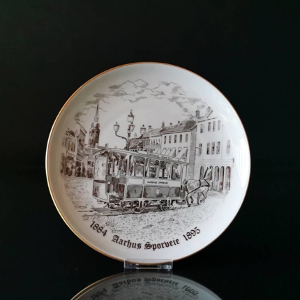 Bing & Gröndahl Teller, Aarhus Straßenbahnen, Zeichnung in braun