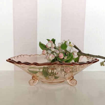 Glas fad på lille fod/ben