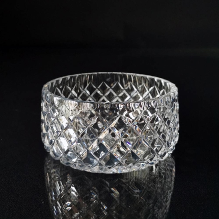 Kristallglasschale mit Schliffen