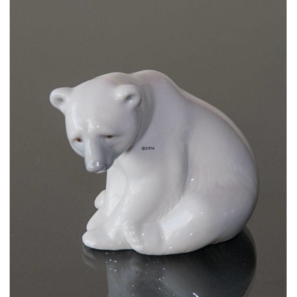 Lladro siddende isbjørn 8 cm