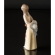 Lladro figurine Girl with Hat, Height 25 cm