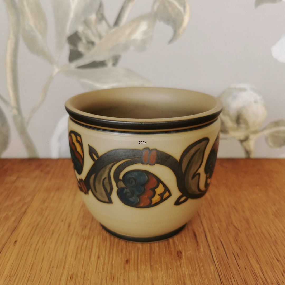 Hjorth vase nr. 64 med monster
, Bornholmsk keramik