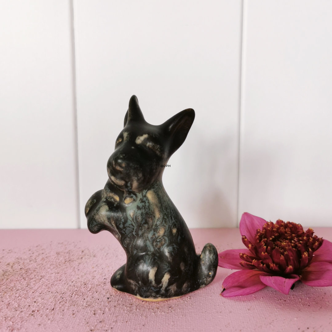 Lille Johgus Keramik hund nr. 579