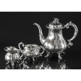 Vintage Coffeepot, creamer and sugar bowl in silver plating