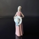 Lladro figurine Girl with Hat, Height 25 cm