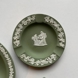 Wedgwood skålesæt Jasperware, grøn med hvid dekoration (sæt af 4 stk.)