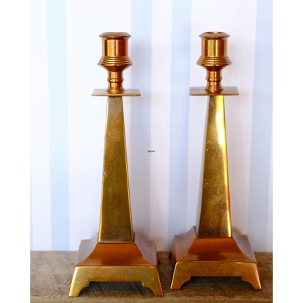 Antike Kupferleuchter mit quadratischem Fuß, Set von 2 Stück.