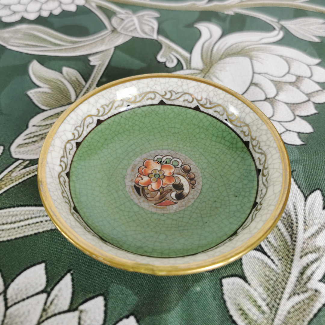 Dahl Jensen gron asiet med blomst krakkeleret 11 cm nr. 121-601