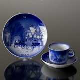 Twelve by the Mail-Coach - 1982 Desiree Hans Christian Andersen Christmas plate