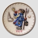 Hummel Annual plate 1972 with boy blowing horn