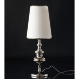 Tablelamp silverfinish with lampshade