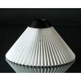 Le Klint 12 sidelength 21cm, Lampshade made of white plastic WITH black fitting
