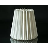 Le Klint 17 højde 45cm, Lampeskærm af hvid plast inklusiv lampestativ