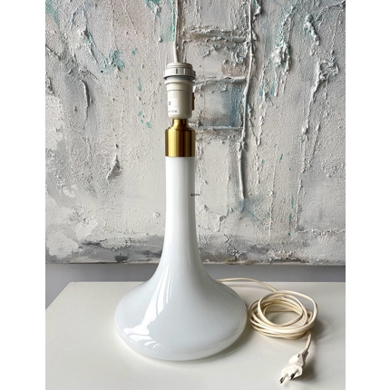 Le Klint 363 Bordlampe i blankt hvidt glas, brugt - Udgået af produktion