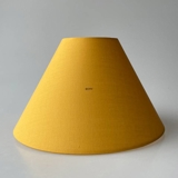 Rund lampeskærm høj model 16 cm i højden, gul chintz stof