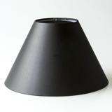 Rund lampeskærm høj model 20 cm i højden, sort chintz stof