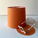 Retro lampeskærm, rund 21 cm i højden, orange hørstof