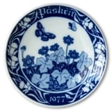 1977 Porsgrund Easter plate