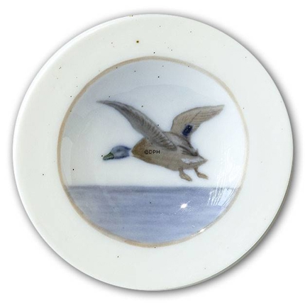 Bowl with wild duck flying, Royal Copenhagen No. 1087-9199