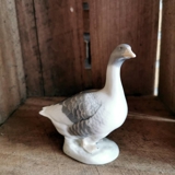 Goose with head up at attention, Royal Copenhagen bird figurine 1400-1088