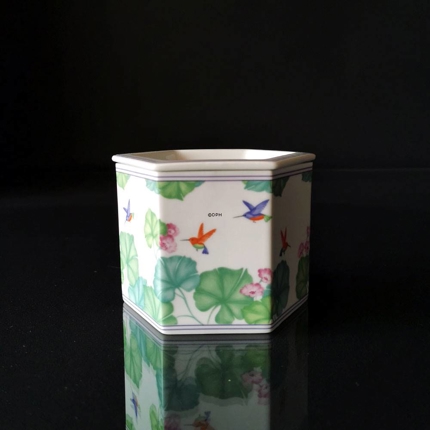 Royal Copenhagen Colibri Gefäß mit Deckel Nr. 1810-5468 (Gefäß), 1810-5470 (Deckel)