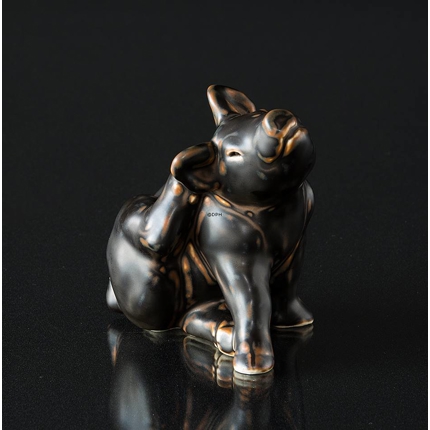 Siddende gris, Royal Copenhagen stentøjsfigur nr. 21670