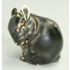 Junges Kaninchen, Royal Copenhagen Steingut Figur Nr. 22685