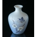 Vase mit Blume, Royal Copenhagen Nr. 2301-395