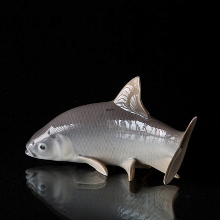Roach, Royal Copenhagen fish figurine No. 2675