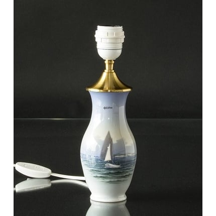 Lamp with scenery of sailing boat on the waves, Royal Copenhagen No. 2765-2289