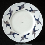 Plate Art Nouveau, Flying Ducks, Royal Copenhagen no. 285-875 (1898-1992) - With Plate Art Nouveau, Flying Ducks, Royal Copenhagen no. 285-875 (1898-1992) - With hairline crack