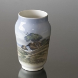 Vase mit Landschaft mit kleinem Häuschen, Royal Copenhagen Nr. 2854-3604