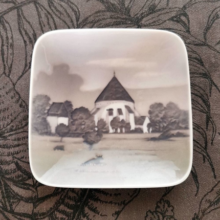 Skål med Østerlars rundkirke, Royal Copenhagen nr. 3219