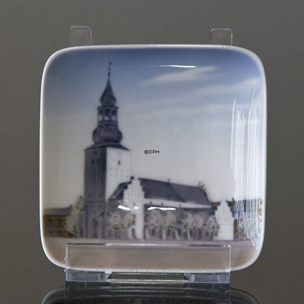 Schale mit Budolfi Kirche in Aalborg, Royal Copenhagen Nr. 4371