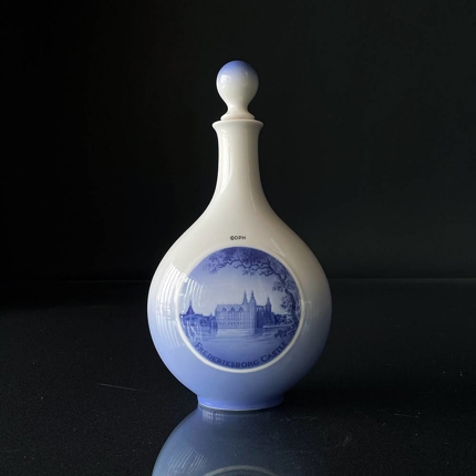 Karaffe / Flasche mit Schloss Frederiksborg, Royal Copenhagen Nr. 4426
