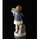 Pige med blomsterbuket, Maj, Royal Copenhagen månedsfigur nr. 4527