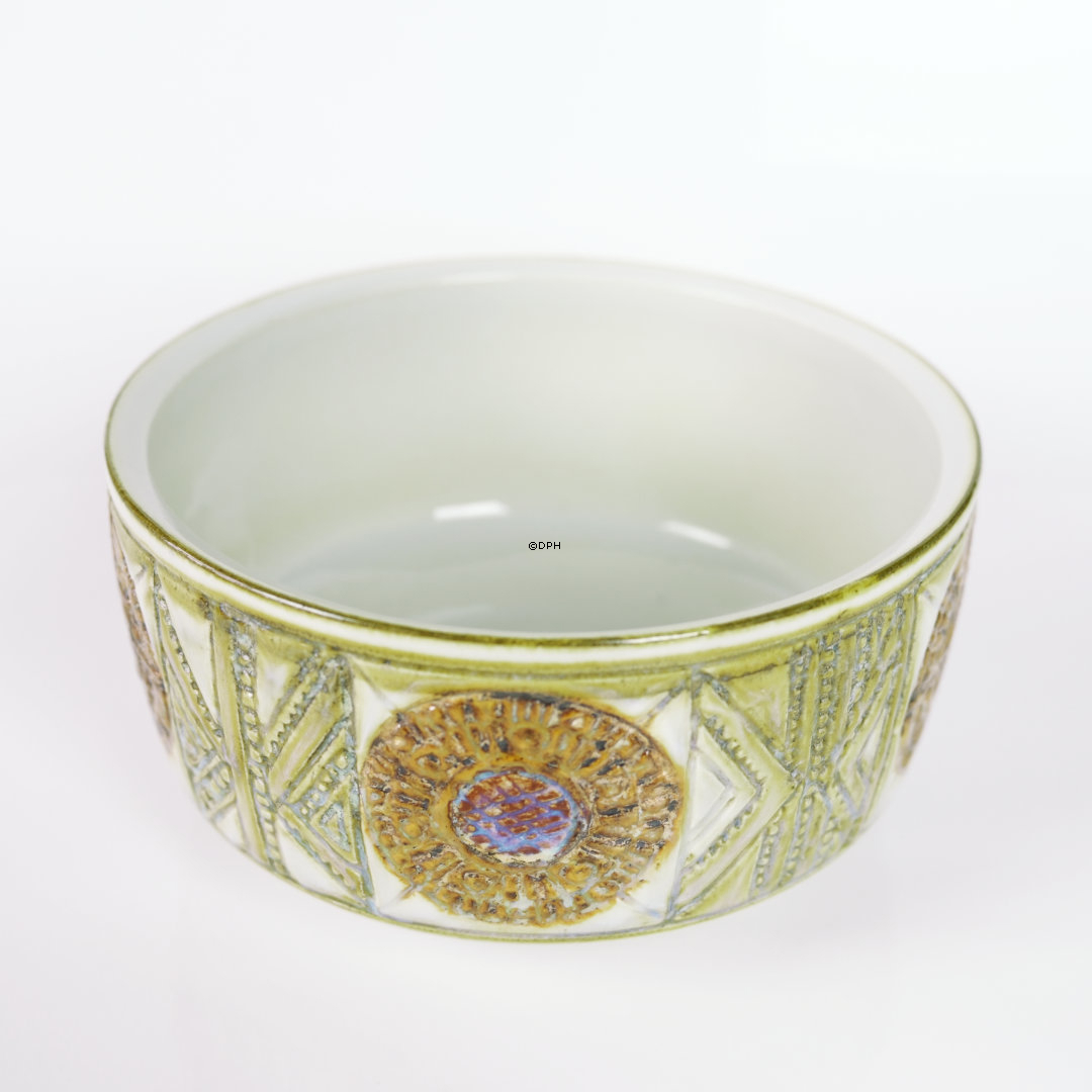 Fayenceschale von Kari Christensen, Royal Copenhagen Nr. 519-3155