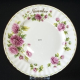 Royal Albert Monthly Plate with Flowers November Crystanthemum