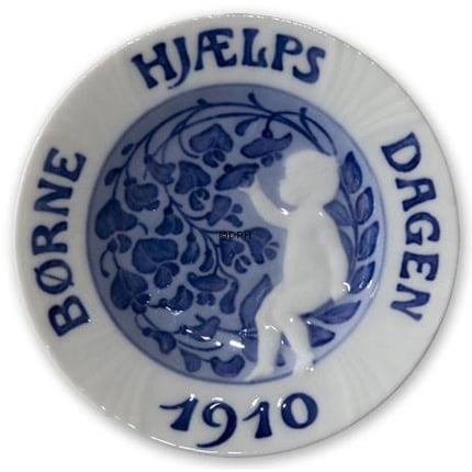 1910 Royal Copenhagen, Child Welfare Day plate