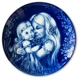 1977 Royal Heidelberg Mother's Day plate, Mother with child