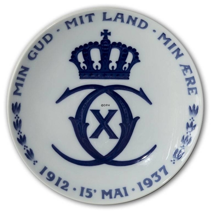 1937 Royal Copenhagen Memorial plate 1912-1937, MIN GUD MIT LAND MIN ÆRE ( My God My Country My pride) 1912 15 MAJ 1937