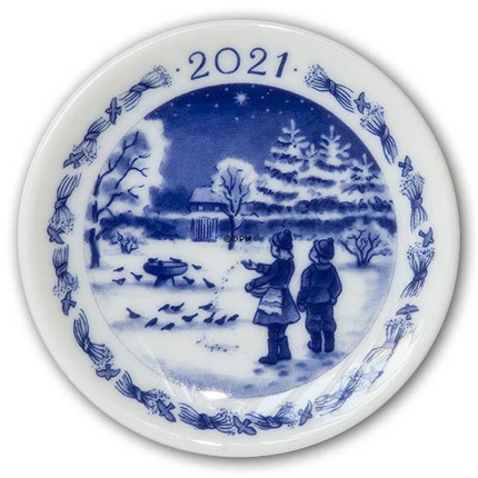2021 Christmas plaquette, Feeding the birds, Royal Copenhagen