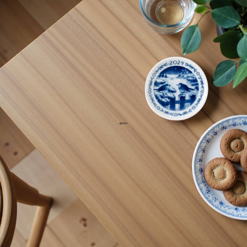 2024 Weihnachtsplakette, Vögel im Schnee, Royal Copenhagen