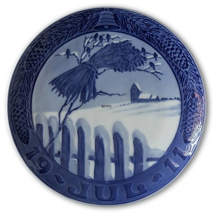 Wooden fence with sheaf of corn 1911, Royal Copenhagen Christmas plate