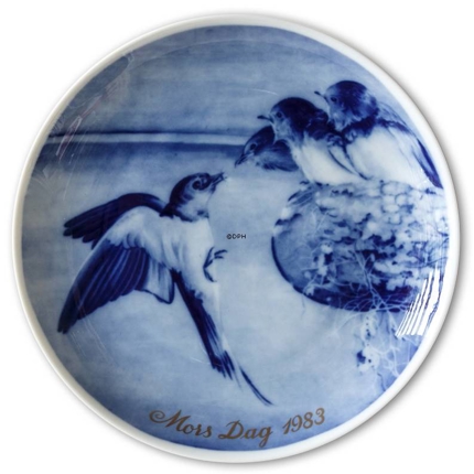 1983 Tettau mother's day plate