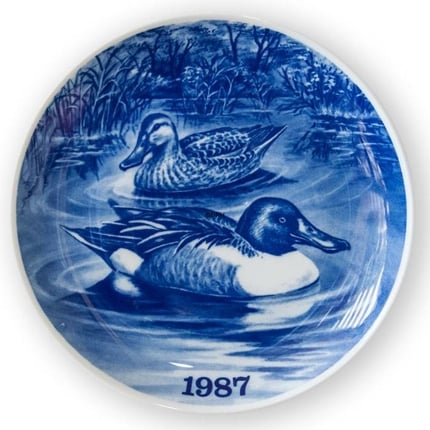 1987 Tove Svendsen, Hunting plate, Birds